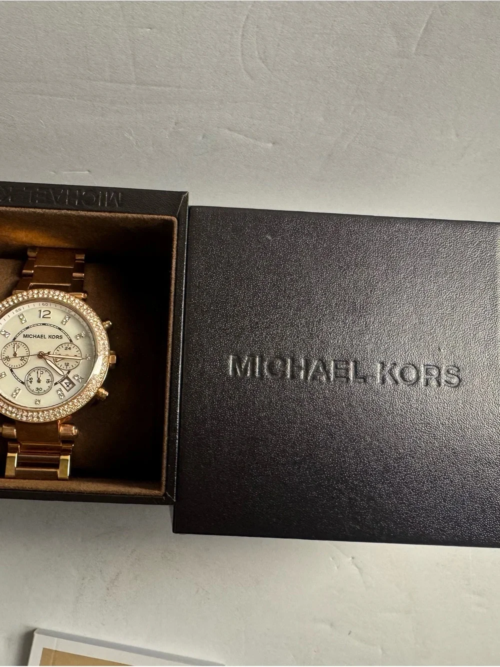 Michael Kors signature michael